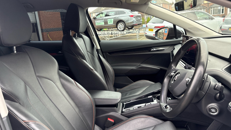 Skoda Enyaq 150kW 80 Suite 82kWh 5dr Auto Electric Estate